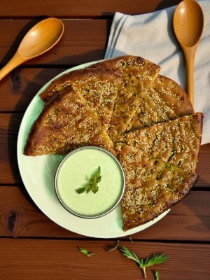 Chicken Qeema Naan